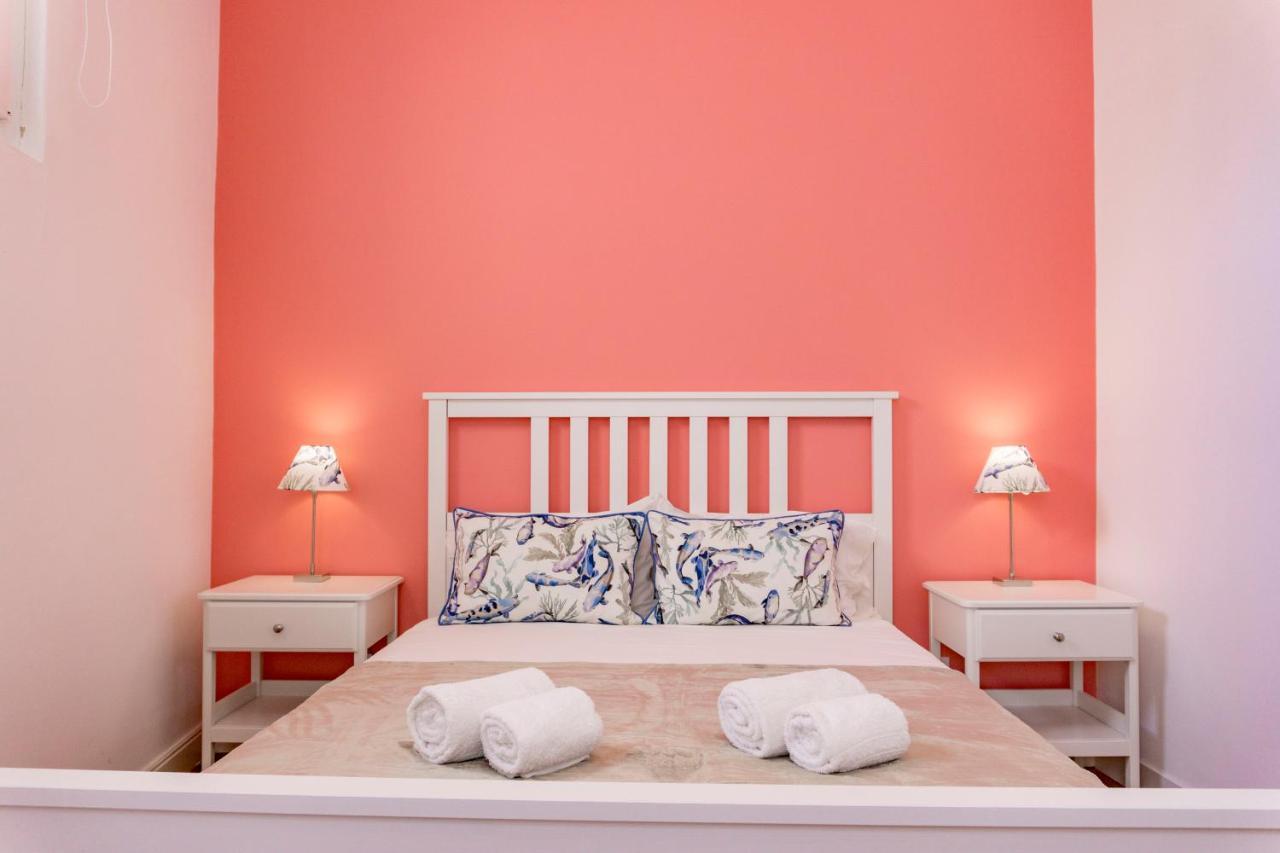 Lalitana Townhouse Hotel Лагос Екстериор снимка